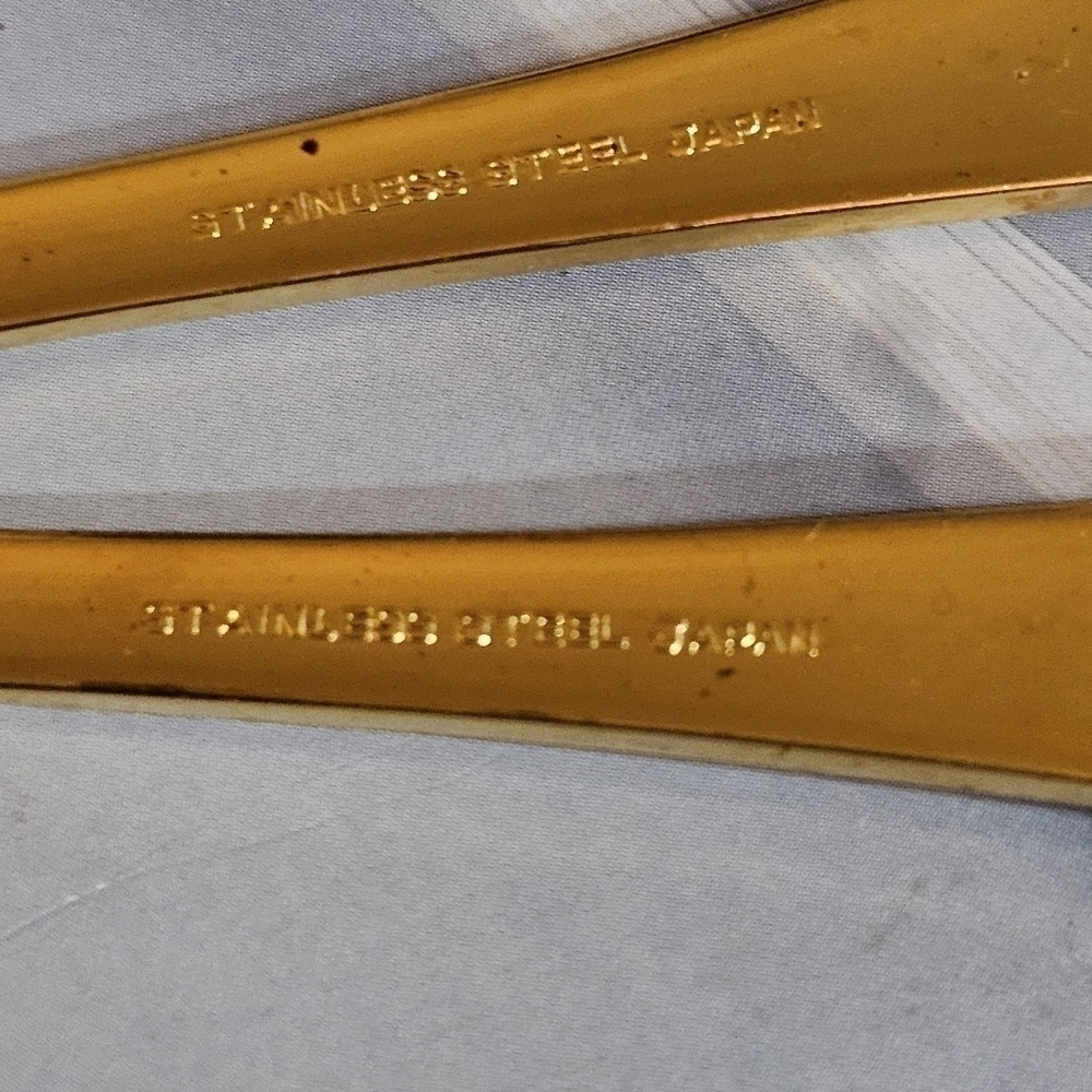Hollyberry 3 Piece Serving Set - Picture 3 of 3